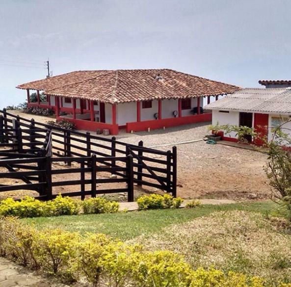 Hostel Hacienda Santa Isabel Fredonia Exterior foto